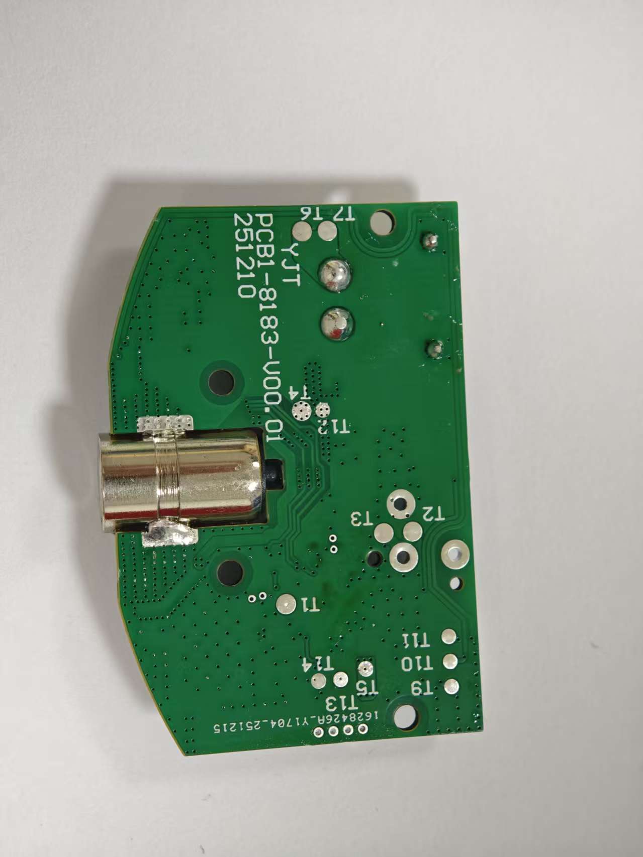 易佳特 BWE629 案例图背面